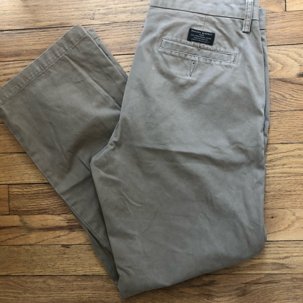 ⬇️45 Banana Republic Dawson Chinos 30x30